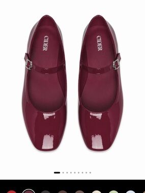 NWT Cider Patent Leather Flats in Burgundy. Size 9